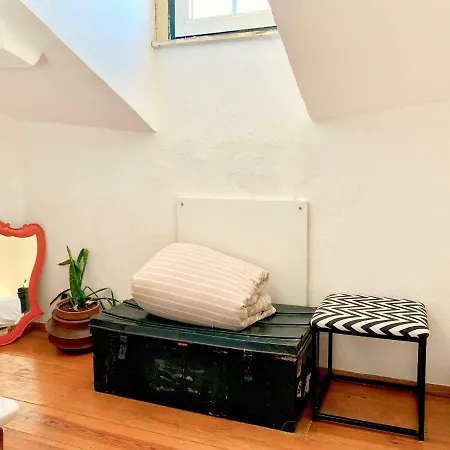 Typical River View Cosy And Lägenhet Lisboa