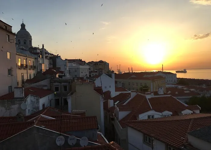 Typical River View Cosy And Lisboa